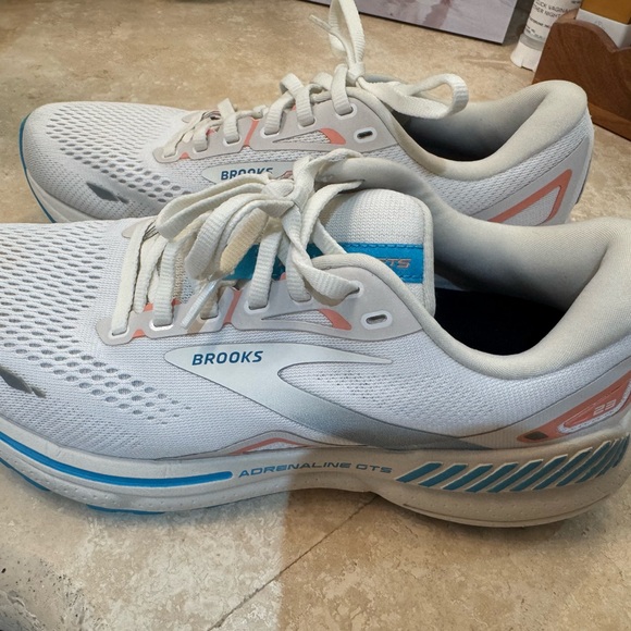 Brooks White and Blue Athletic Shoes - Picture 3 of 7
